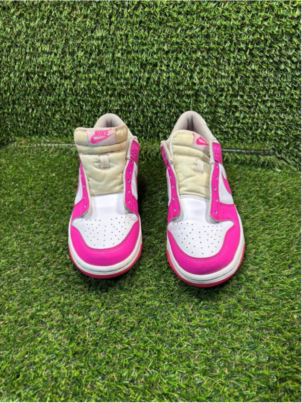 Girls Nike Dunk Low Sneakers White and Pink Size 7 (Big Girl) #1047